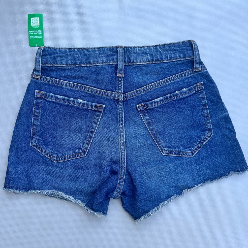 Gap Kids High Rise Shortie Shorts with Washwell - Picture 3 of 5